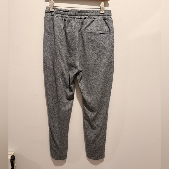 Vuori Ponto Performance Pants 30” - Picture 9 of 10